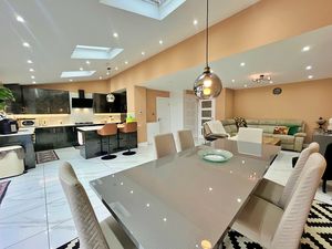 Photo 9- click for photo gallery